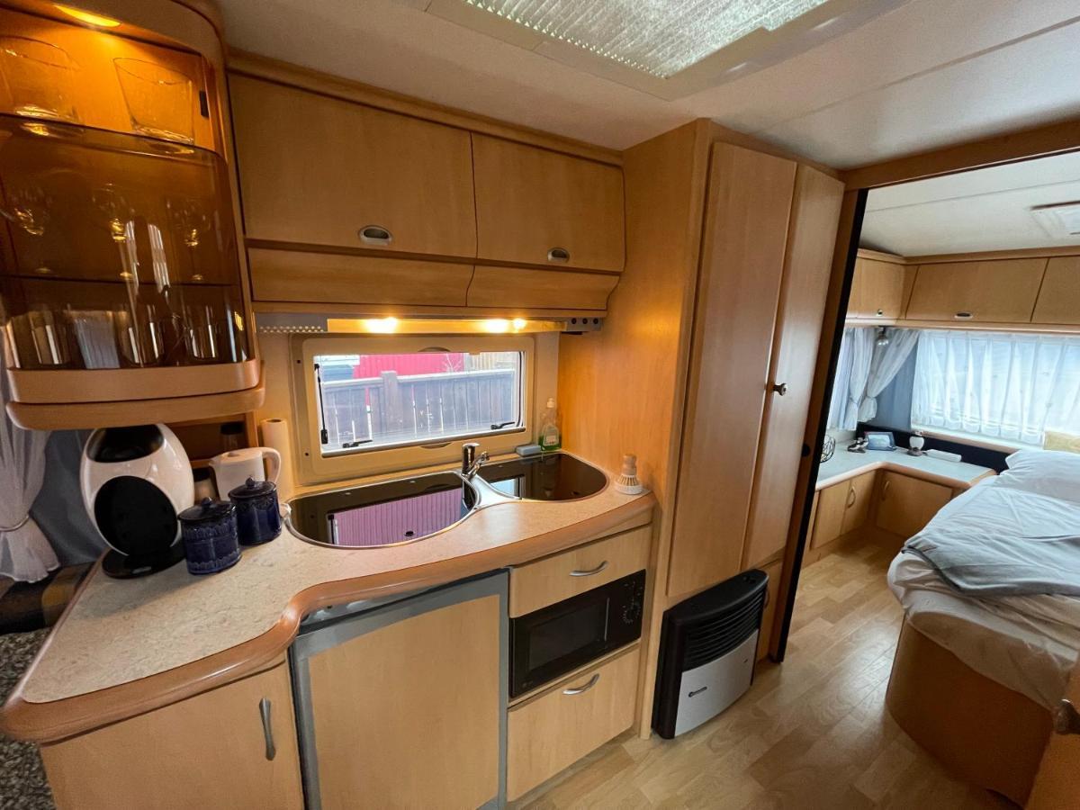 Cozy Caravan Vestmannaeyjar Ngoại thất bức ảnh